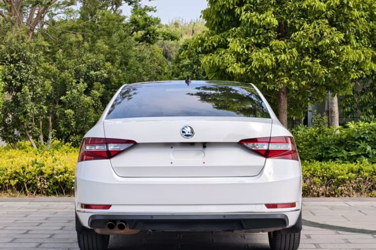 Used Skoda Superb 2018 TSI330 DSG Comfort Edition China V Standard Exterior 3