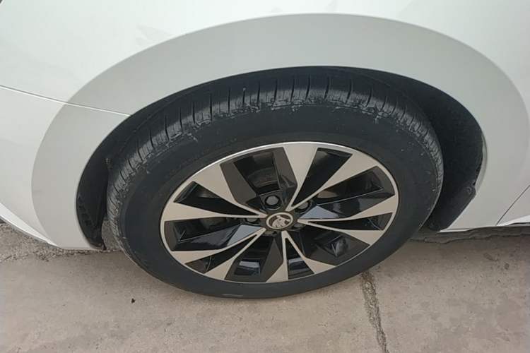 Used Skoda Superb 2018 TSI330 DSG Comfort Edition China V Standard Exterior 4