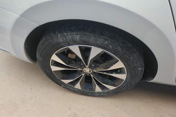 Used Skoda Superb 2018 TSI330 DSG Comfort Edition China V Standard Exterior 5