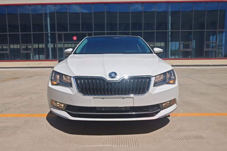 Used Skoda Superb 2018 TSI330 DSG Comfort Edition China V Standard Front