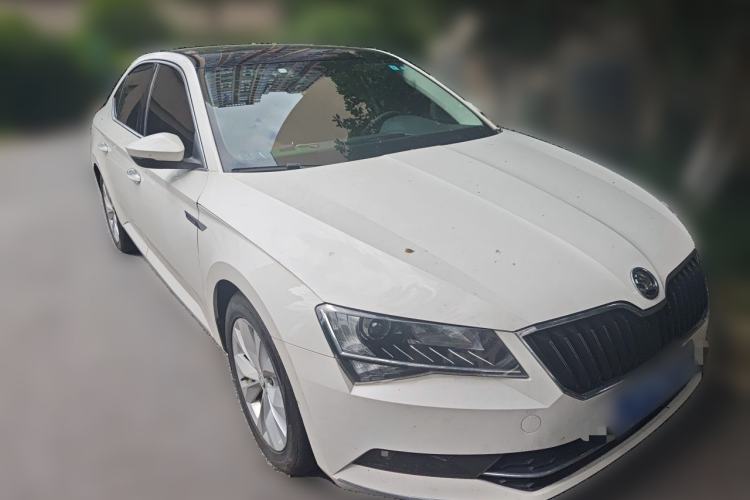 Used Skoda Superb 2018 TSI280 DSG Comfort Edition China V Standard Front Right 45 Deg