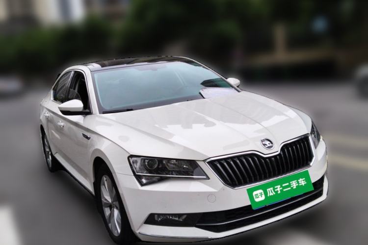 Used Skoda Superb 2018 TSI280 DSG Comfort Edition China V Standard Front Right 45 Deg