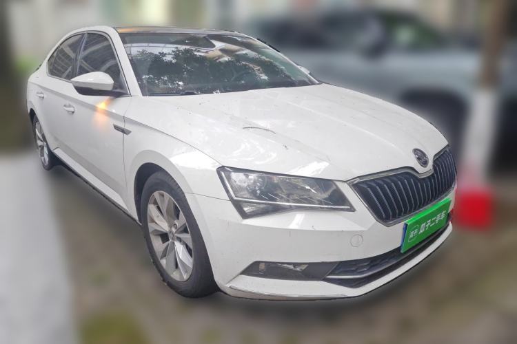Used Skoda Superb 2018 TSI280 DSG Comfort Edition China V Standard Front Right 45 Deg