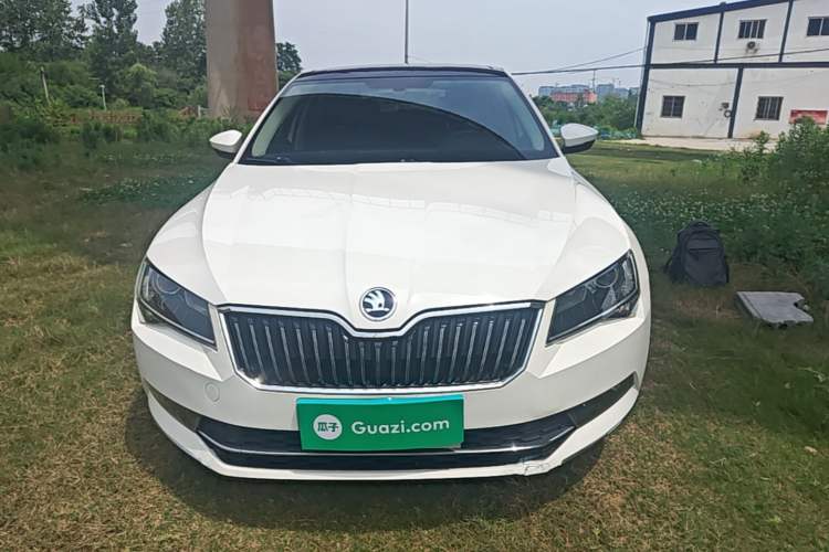 Used Skoda Superb 2018 TSI280 DSG Comfort Edition China VI Standard Front