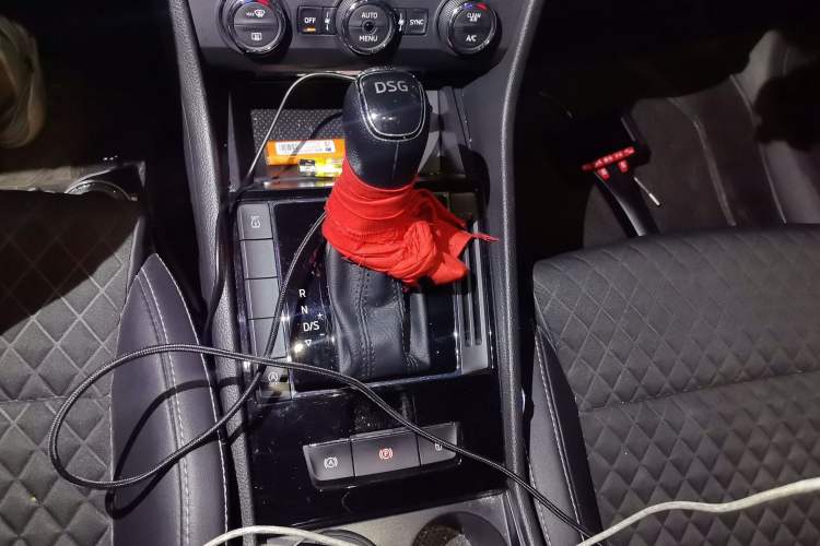 Used Skoda Superb 2018 TSI280 DSG Comfort Edition China V Standard Gear Lever