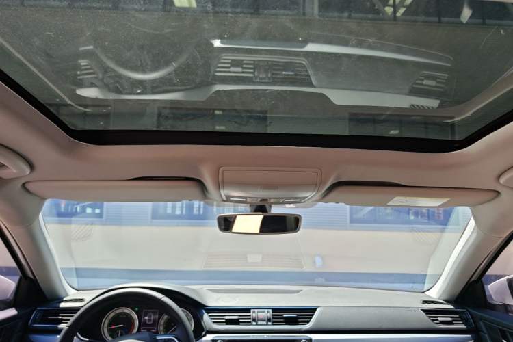 Used Skoda Superb 2018 TSI330 DSG Comfort Edition China V Standard Headliner
