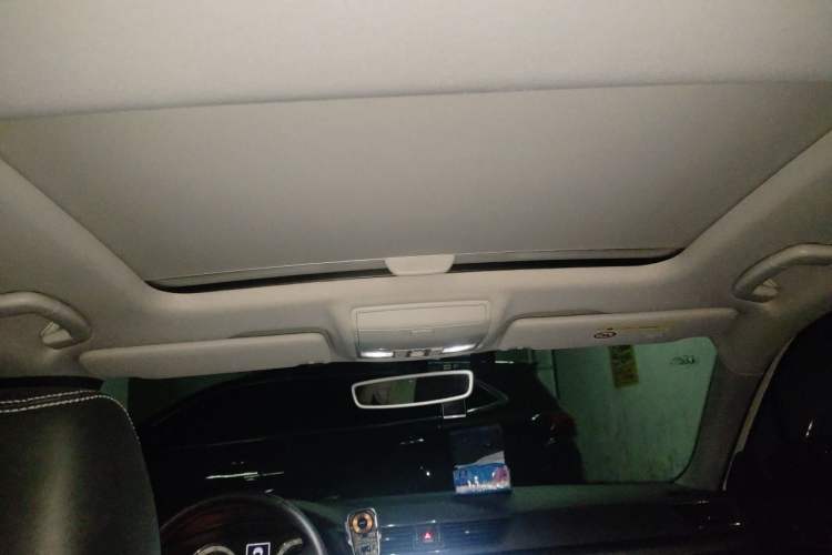 Used Skoda Superb 2018 TSI280 DSG Comfort Edition China V Standard Headliner