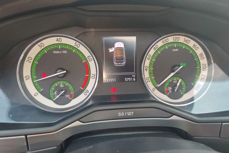 Used Skoda Superb 2018 TSI280 DSG Comfort Edition China V Standard Instrument Cluster