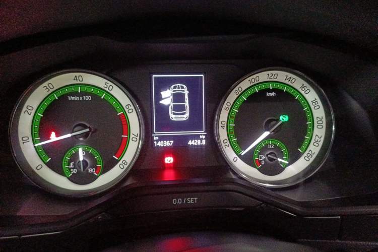 Used Skoda Superb 2018 TSI280 DSG Comfort Edition China V Standard Instrument Cluster