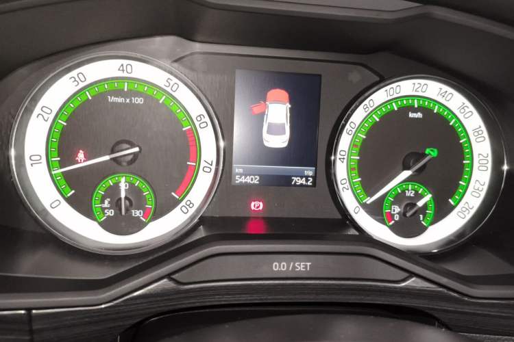 Used Skoda Superb 2018 TSI330 DSG Luxury Edition China V Standard Instrument Cluster