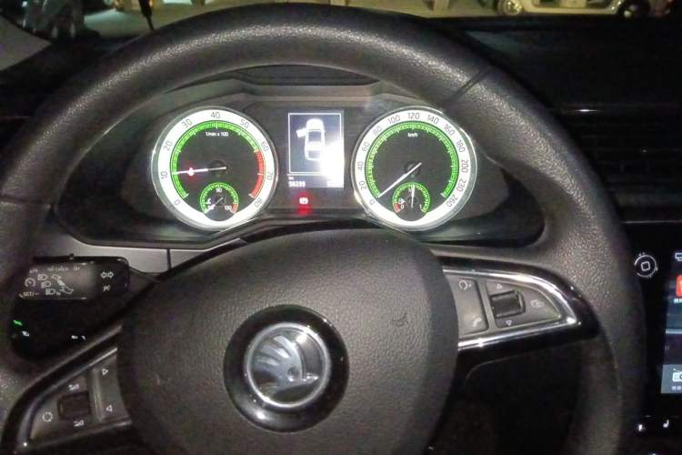Used Skoda Superb 2018 TSI280 DSG Comfort Edition China V Standard Instrument Cluster