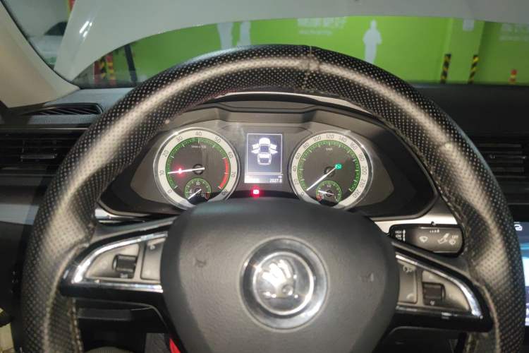 Used Skoda Superb 2018 TSI330 DSG Comfort Edition China V Standard Instrument Cluster