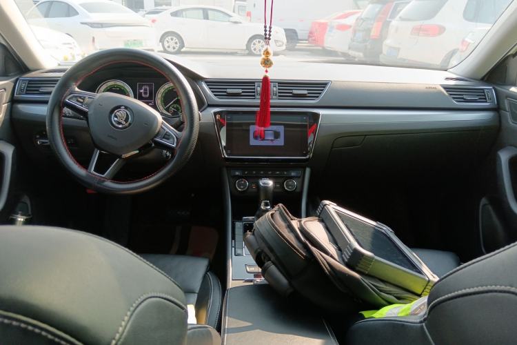 Used Skoda Superb 2018 TSI330 DSG Comfort Edition China VI Standard Interior 2