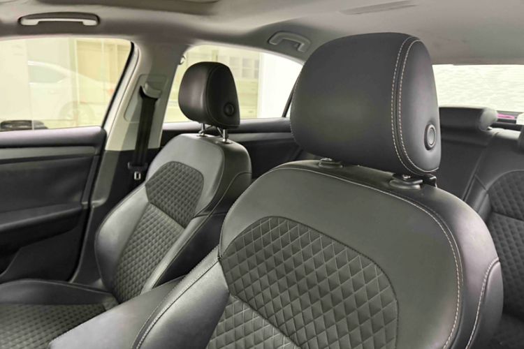 Used Skoda Superb 2018 TSI280 DSG Comfort Edition China V Standard Interior 9