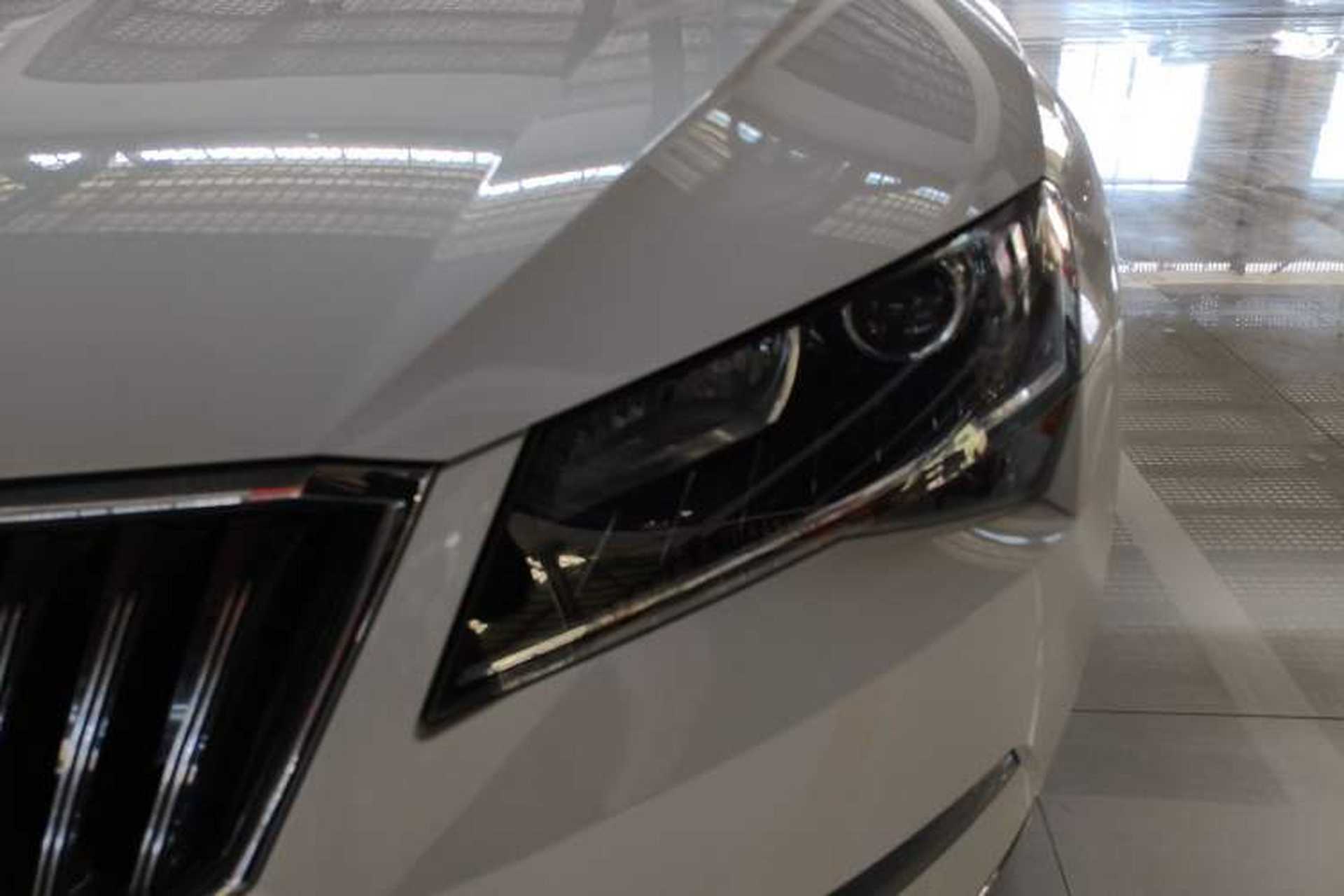 Used Skoda Superb 2018 TSI330 DSG Comfort Edition China V Standard Left Front Headlight