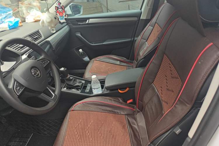Used Skoda Superb 2018 TSI330 DSG Comfort Edition China V Standard Left Front Seat