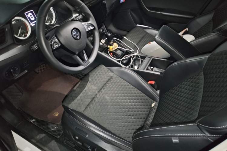 Used Skoda Superb 2018 TSI330 DSG Comfort Edition China V Standard Left Front Seat