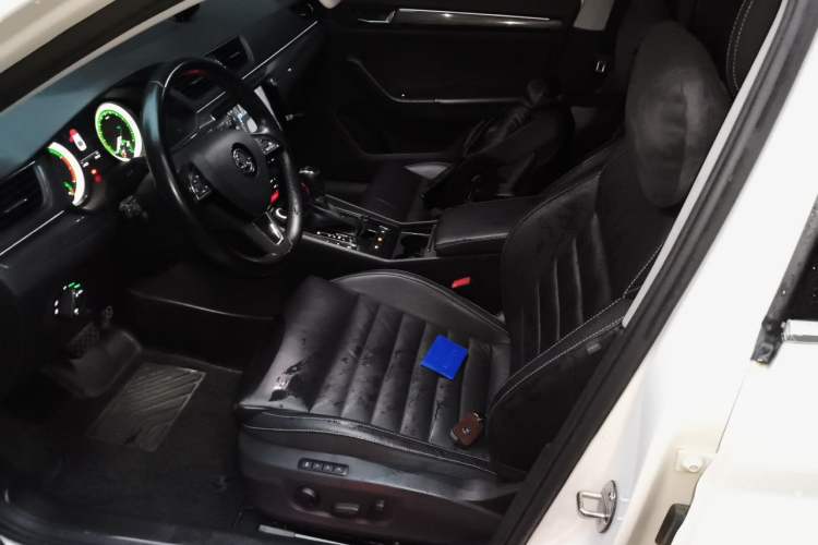 Used Skoda Superb 2018 TSI330 DSG Luxury Edition China V Standard Left Front Seat