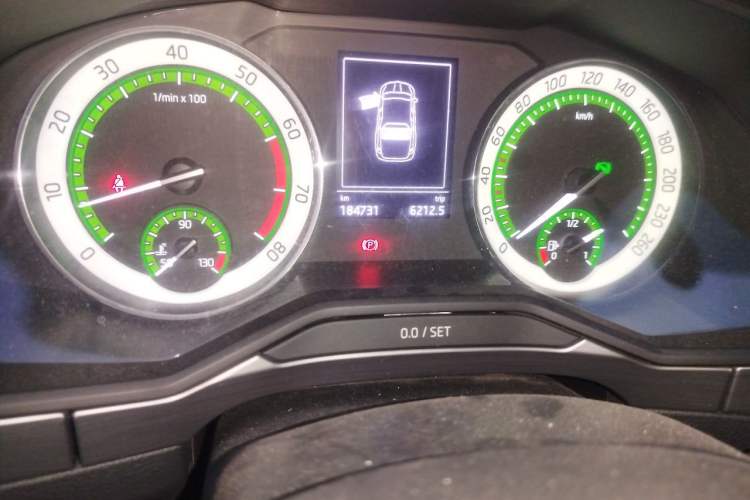 Used Skoda Superb 2018 TSI280 DSG Comfort Edition China V Standard Odometer Close Up