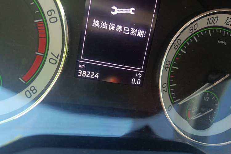 Used Skoda Superb 2018 TSI330 DSG Comfort Edition China V Standard Odometer Close Up
