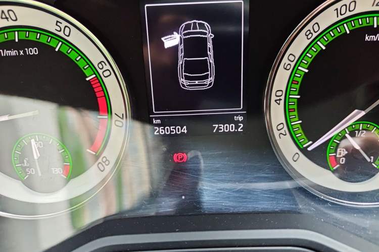 Used Skoda Superb 2018 TSI280 DSG Comfort Edition China V Standard Odometer Close Up