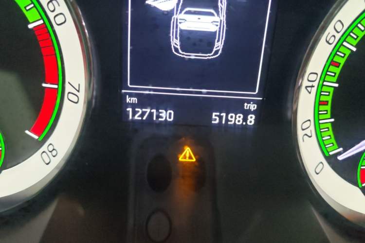 Used Skoda Superb 2018 TSI280 DSG Comfort Edition China V Standard Odometer Close Up