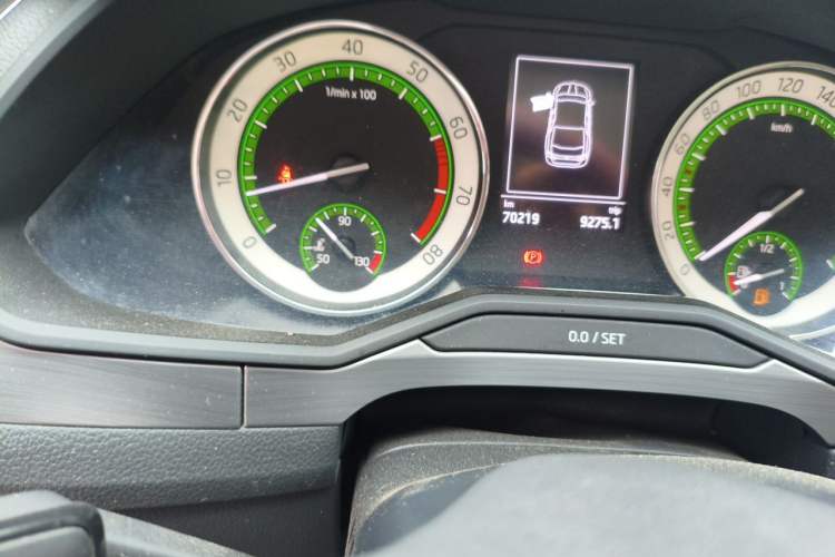 Used Skoda Superb 2018 TSI330 DSG Comfort Edition China V Standard Odometer Close Up