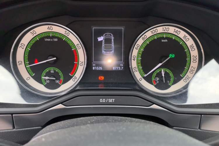 Used Skoda Superb 2018 TSI330 DSG Comfort Edition China V Standard Odometer Close Up