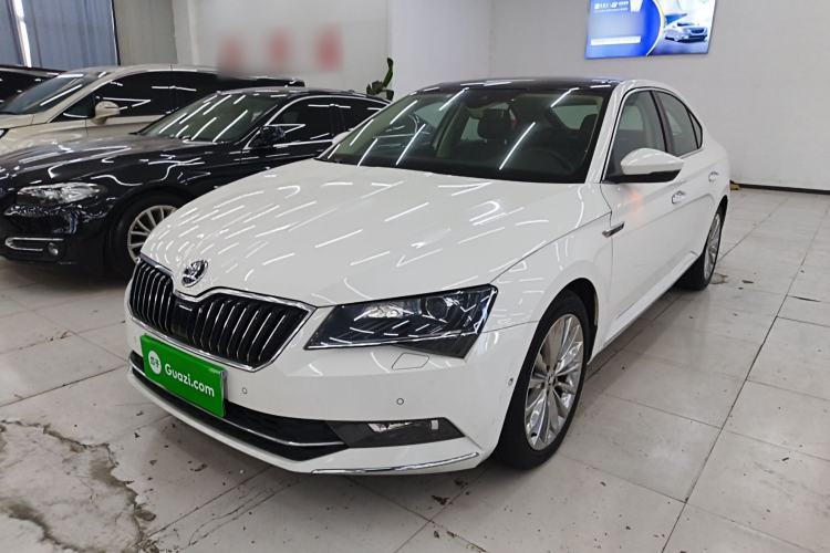 Ojetý Skoda Superb 2018 TSI380 DSG Flagship Edition China V Standard Guazi used car, China used car export, Used car for sale, Used  cars, Cheapest cars for sale