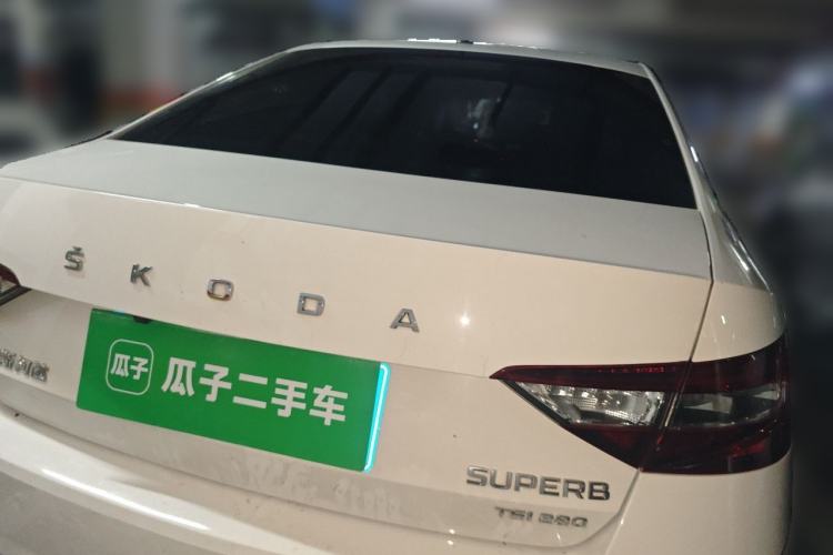Used Skoda Superb 2018 TSI280 DSG Comfort Edition China VI Standard Rear