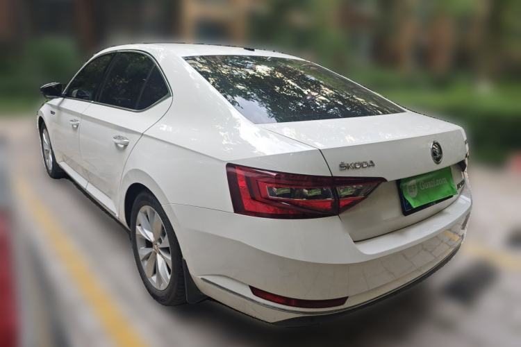 Used Skoda Superb 2018 TSI330 DSG Comfort Edition China V Standard Rear Left 45 Deg