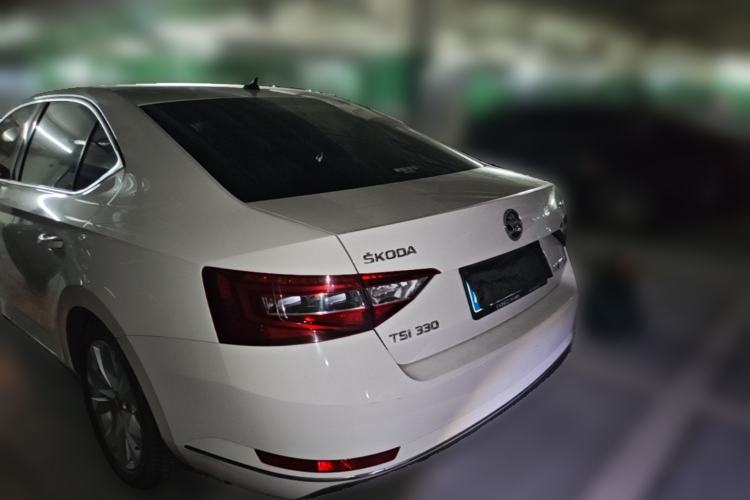 Used Skoda Superb 2018 TSI330 DSG Comfort Edition China V Standard Rear Left 45 Deg