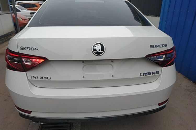 Used Skoda Superb 2018 TSI330 DSG Comfort Edition China V Standard Rear