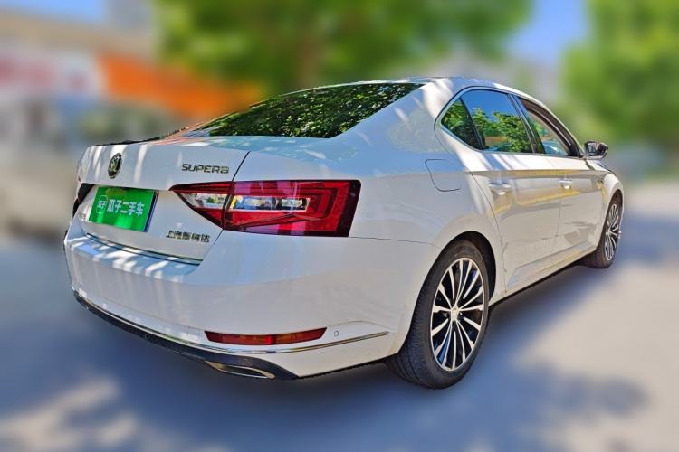 Used Skoda Superb 2018 TSI330 DSG Luxury Edition China V Standard Rear Right 45 Deg