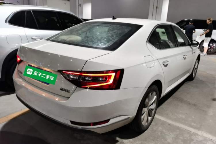 Used Skoda Superb 2018 TSI280 DSG Comfort Edition China V Standard Rear Right 45 Deg