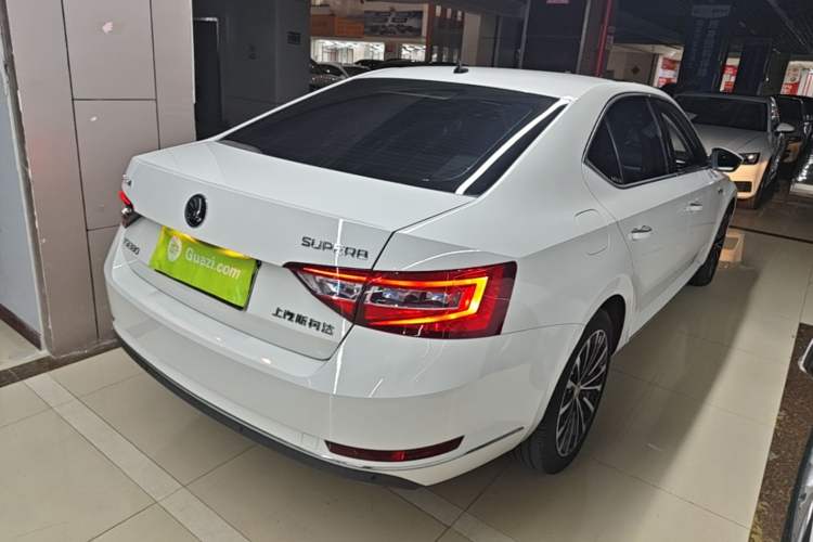 Used Skoda Superb 2018 TSI330 DSG Comfort Edition China V Standard Rear Right 45 Deg