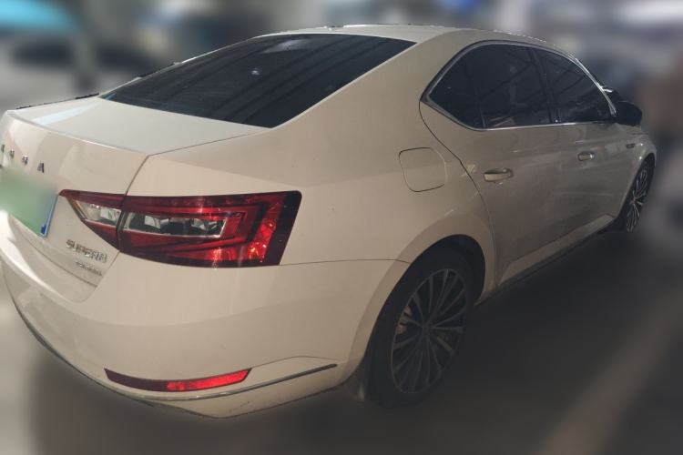 Used Skoda Superb 2018 TSI280 DSG Comfort Edition China VI Standard Rear Right 45 Deg