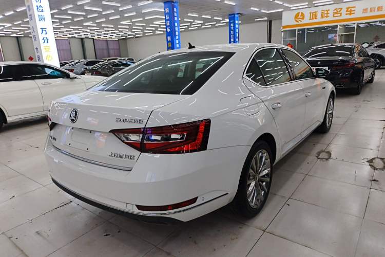 Used Skoda Superb 2018 TSI380 DSG Flagship Edition China V Standard Rear Right 45 Deg