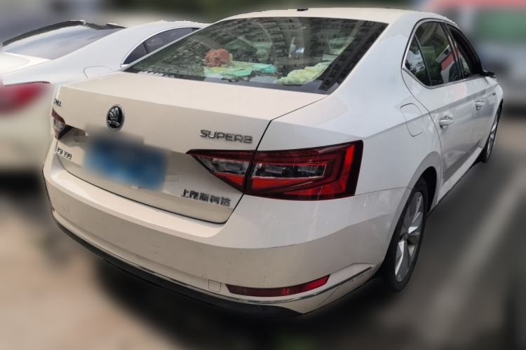 Used Skoda Superb 2018 TSI330 DSG Comfort Edition China V Standard Rear Right 45 Deg