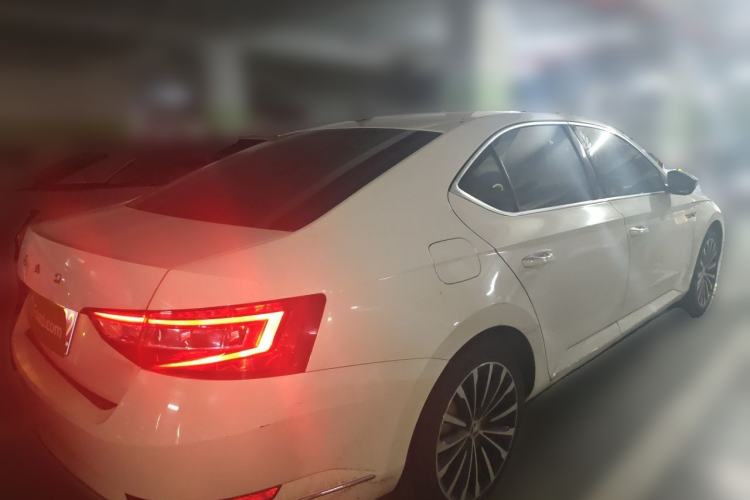 Used Skoda Superb 2018 TSI280 DSG Comfort Edition China V Standard Rear Right 45 Deg