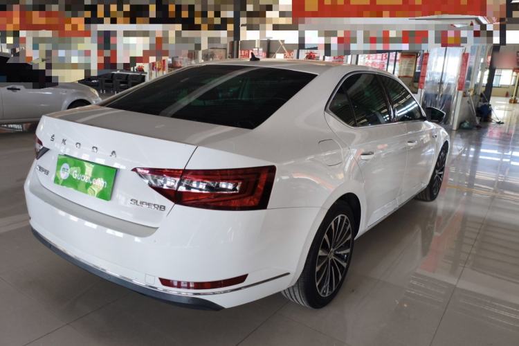 Used Skoda Superb 2018 TSI330 DSG Comfort Edition China V Standard Rear Right 45 Deg