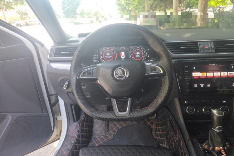 Used Skoda Superb 2018 TSI280 DSG Comfort Edition China V Standard Steering Wheel