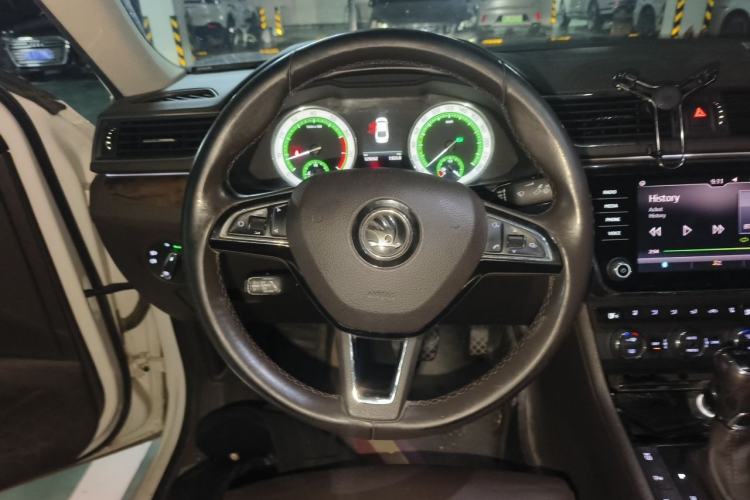 Used Skoda Superb 2018 TSI380 DSG Flagship Edition China V Standard Steering Wheel