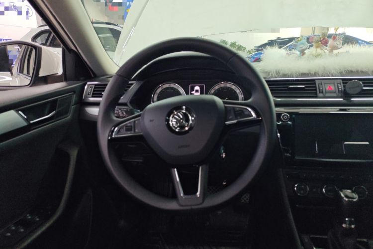 Used Skoda Superb 2018 TSI280 DSG Comfort Edition China V Standard Steering Wheel