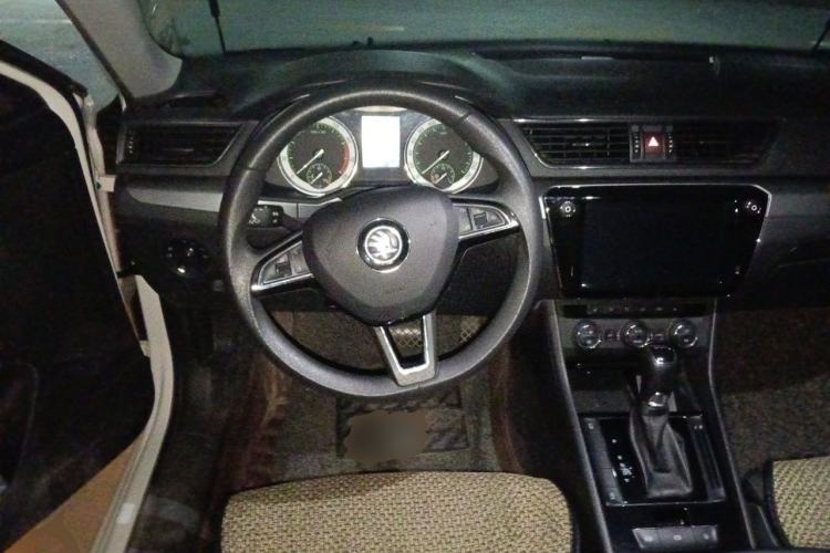 Used Skoda Superb 2018 TSI280 DSG Comfort Edition China V Standard Steering Wheel