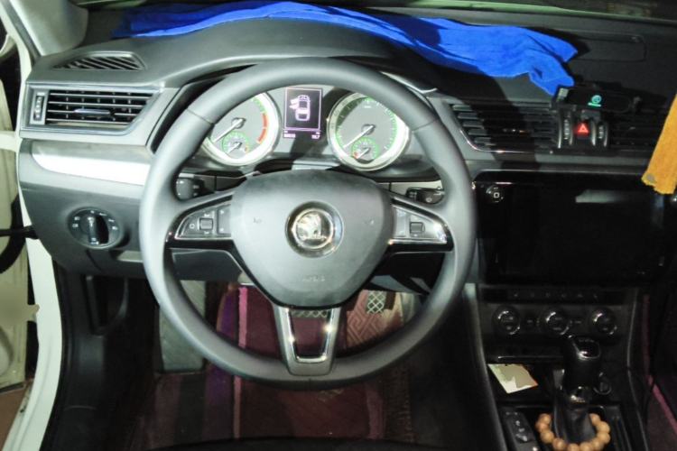 Used Skoda Superb 2018 TSI280 DSG Comfort Edition China V Standard Steering Wheel