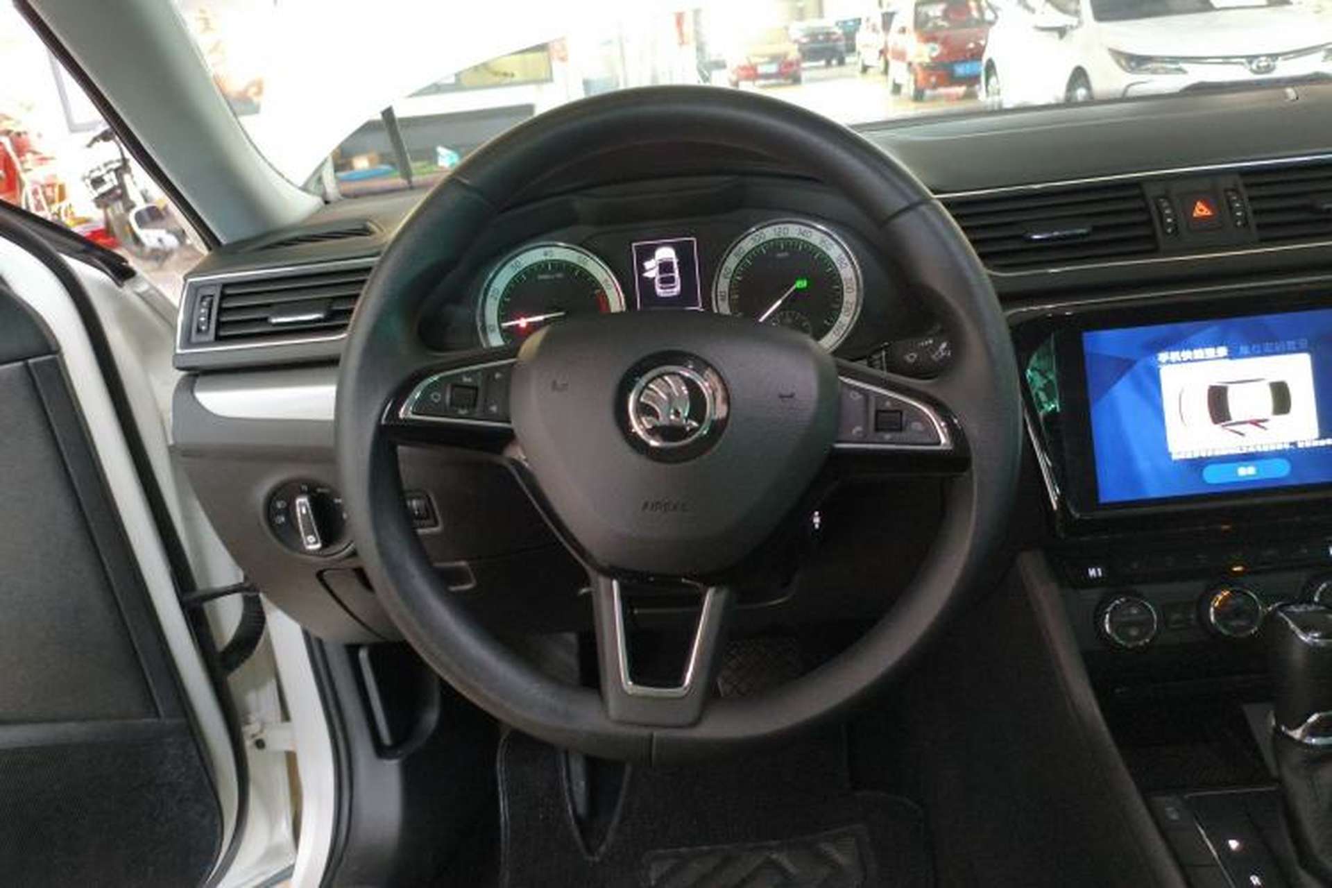 Used Skoda Superb 2018 TSI330 DSG Comfort Edition China V Standard Steering Wheel