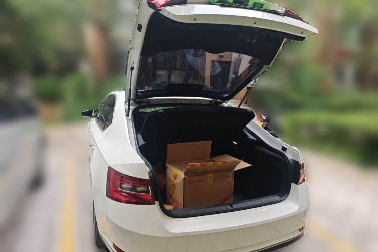 Used Skoda Superb 2018 TSI330 DSG Comfort Edition China V Standard Trunk