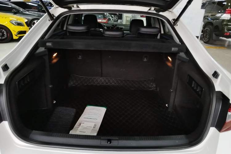 Used Skoda Superb 2018 TSI330 DSG Comfort Edition China V Standard Trunk