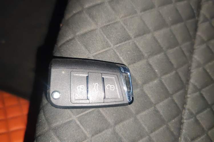 Used Skoda Superb 2018 TSI330 DSG Comfort Edition China V Standard Vehicle Key
